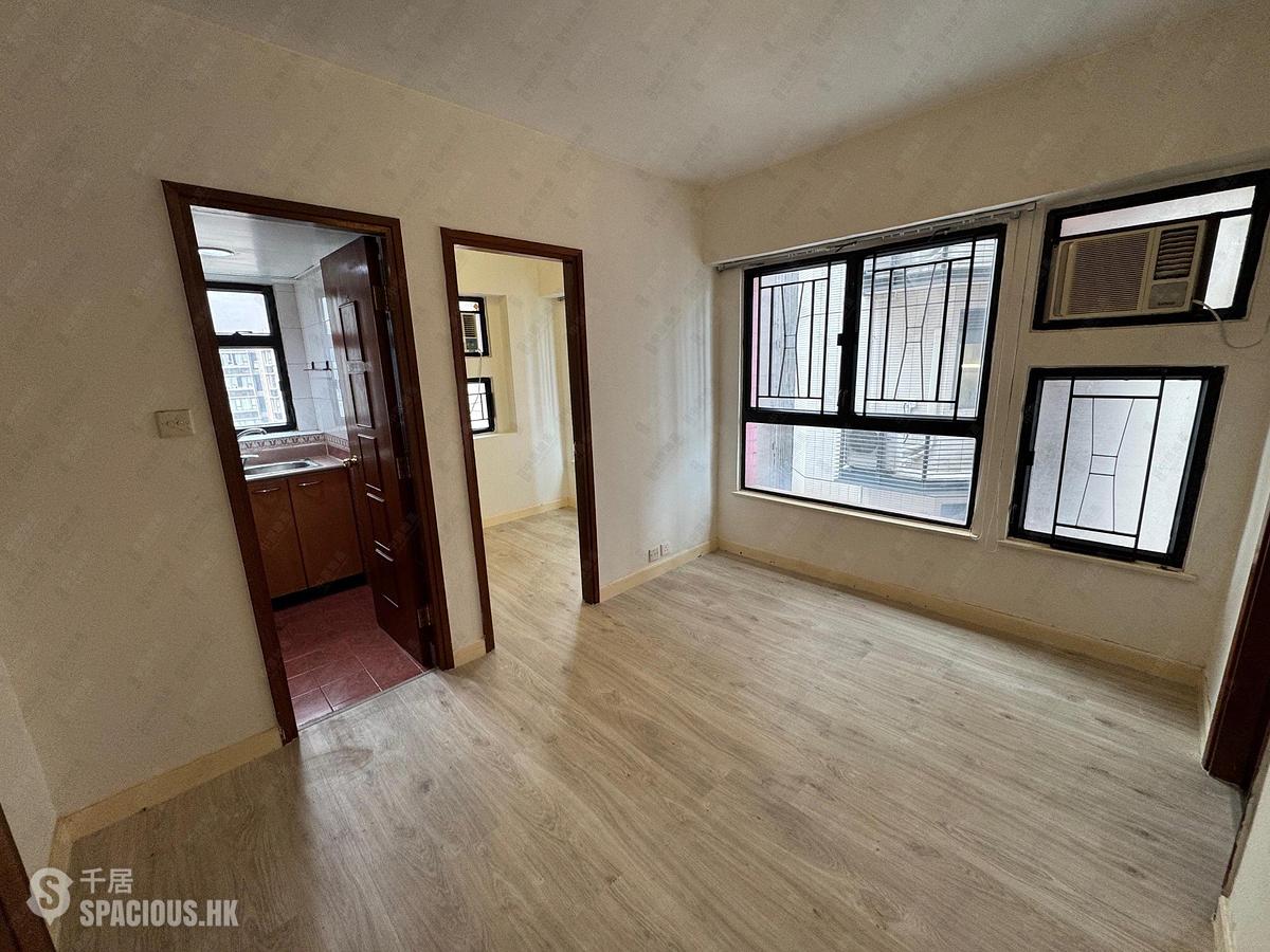 Sai Ying Pun - Richsun Garden 01