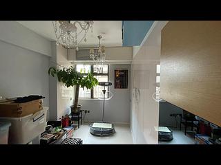 Sai Ying Pun - Golden Phoenix Court 09