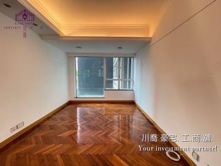 Mid Levels Central - The Rednaxela 17