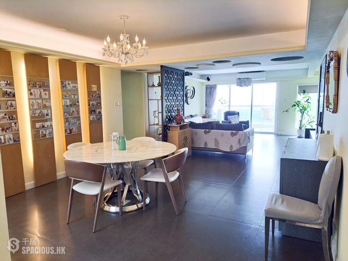 Pok Fu Lam - Baguio Villa Block 29 01