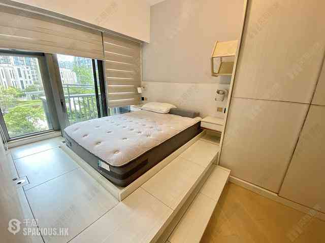 Pak Shek Kok - St Martin Phase 1 01