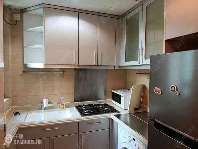 Tung Chung - Caribbean Coast Phase 1 Monterey Cove Tower 3 04