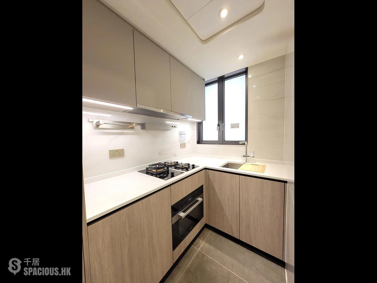 Kowloon Bay - Uptown East 01