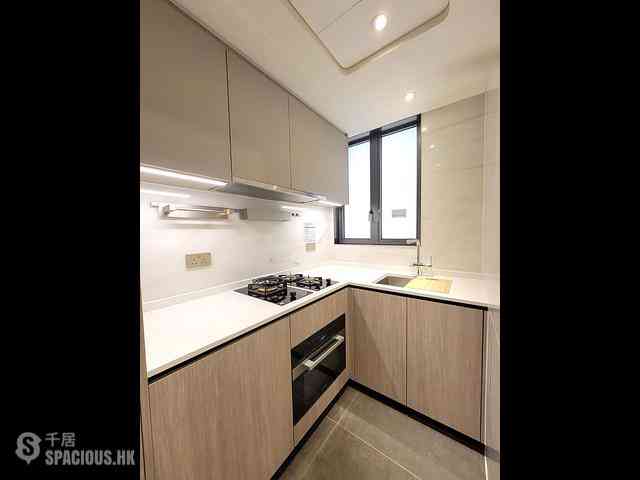 Kowloon Bay - Uptown East 01