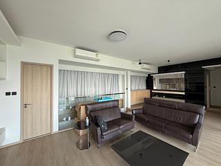 Soho - Centrestage 14