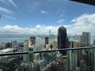 Soho - Centrestage 15
