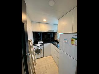 Sai Ying Pun - Centre Place 07