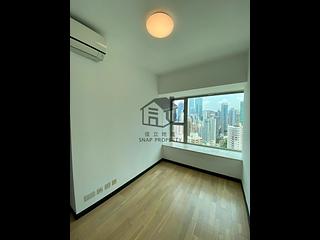 Sai Ying Pun - Centre Place 06