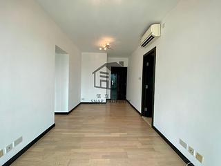 Sai Ying Pun - Centre Place 02