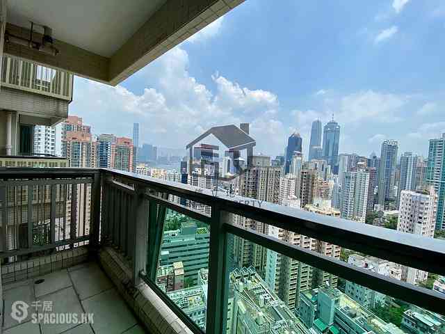 Sai Ying Pun - Centre Place 01
