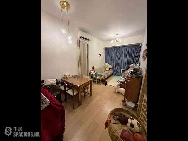 Tseung Kwan O - The Parkside Block 1A 02
