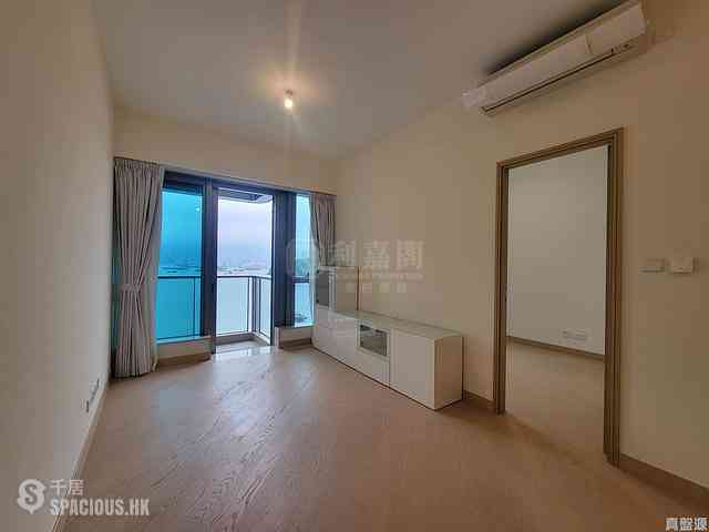 Cheung Sha Wan - Grand Victoria Phase 2 Grand Victoria II Tower 3A 01