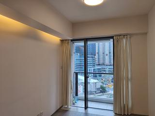 Tseung Kwan O - The Wings IIIB 07