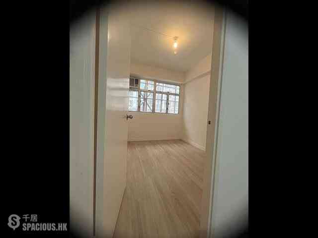 Wan Chai - Cheong Hong Mansion 03
