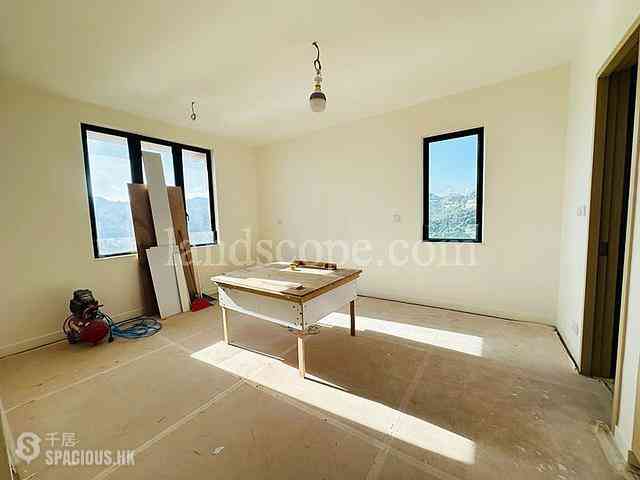Repulse Bay - Manhattan Tower 03