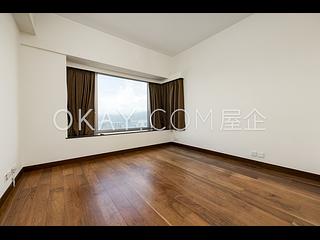 West Kowloon - Sorrento 16