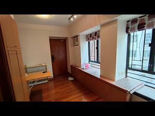 Shek Tong Tsui - Charmview Court 03