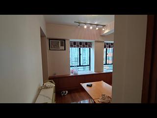 Shek Tong Tsui - Charmview Court 06