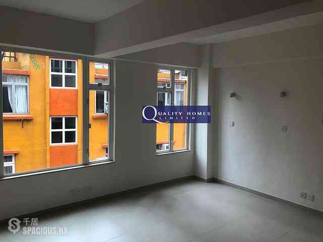 Soho - 31, Elgin Street 02