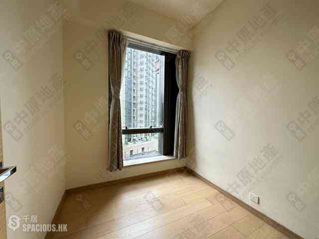 Ho Man Tin - Mantin Heights Block 10 06