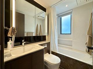 Discovery Bay - Discovery Bay Phase 16 Poggibonsi 04