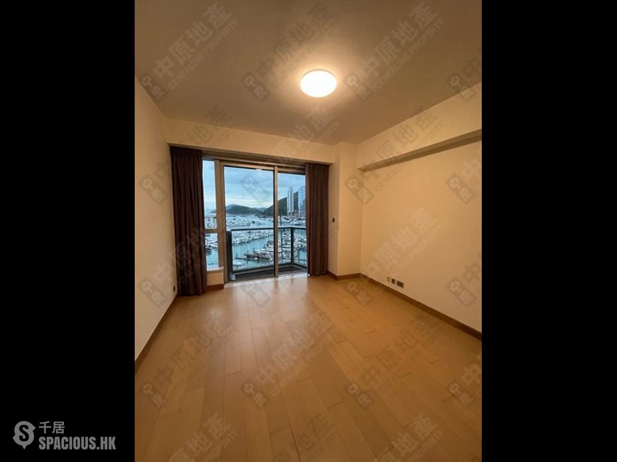 Wong Chuk Hang - Marinella Block 3 01