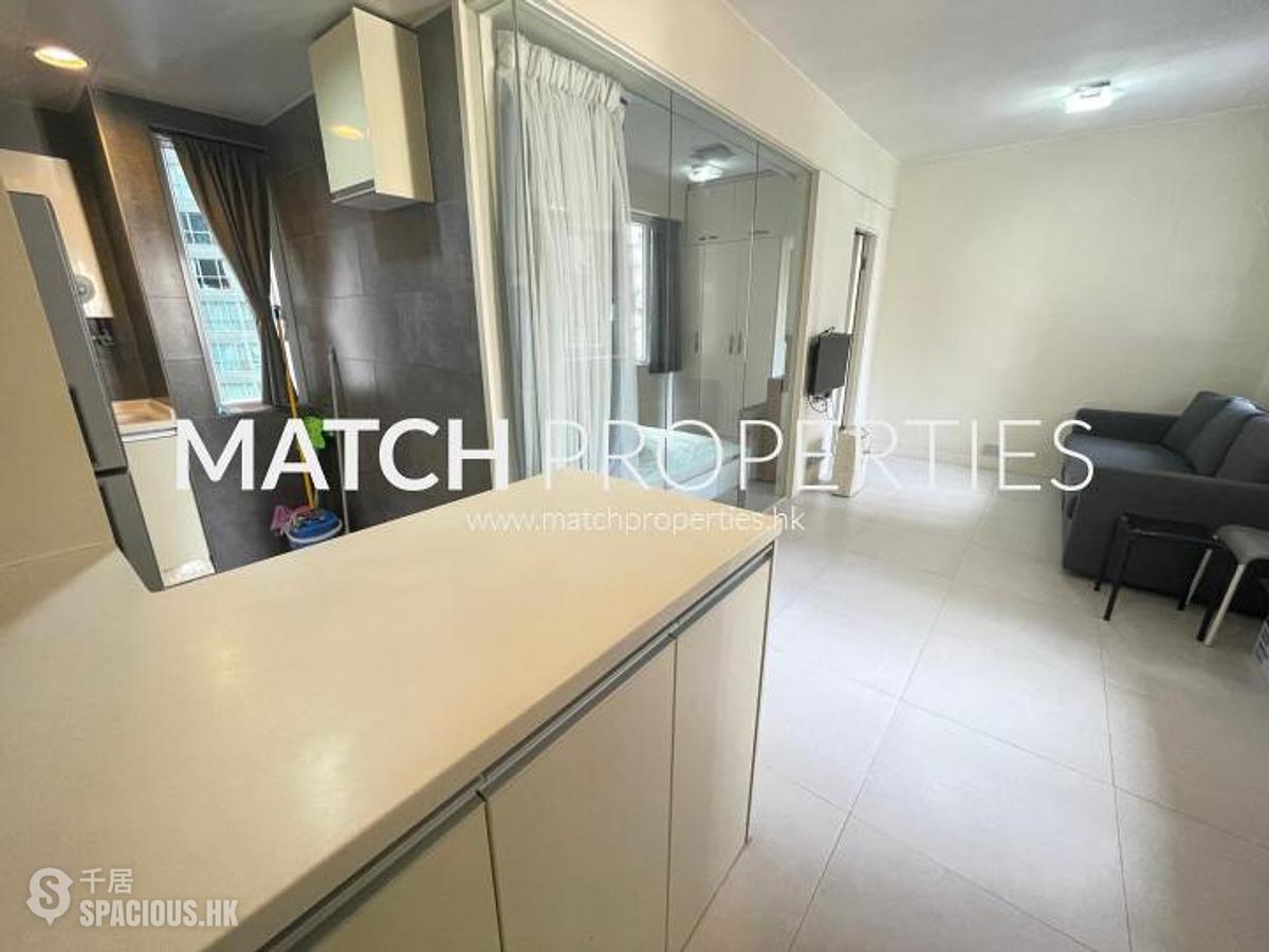 Mid Levels Central - Woodland Court 01