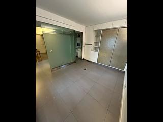 Causeway Bay - Victoria Centre Block 1 06