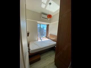 Tsim Sha Tsui - The Victoria Towers Tower 1 04