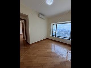 West Kowloon - Sorrento Phase 2 Block 1 04