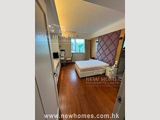 Tai Hang - Swiss Towers 03