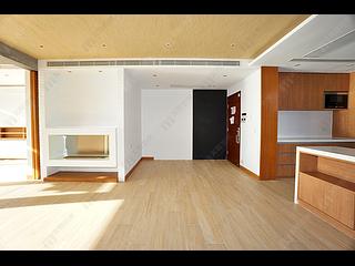 Chung Hom Kok - Hillgrove 17