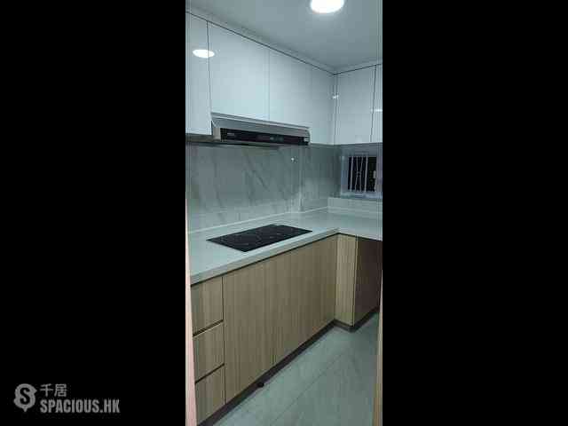 North Point - Tung Fat Building 04