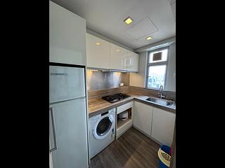 Tai Kok Tsui - Florient Rise Tower 3 05