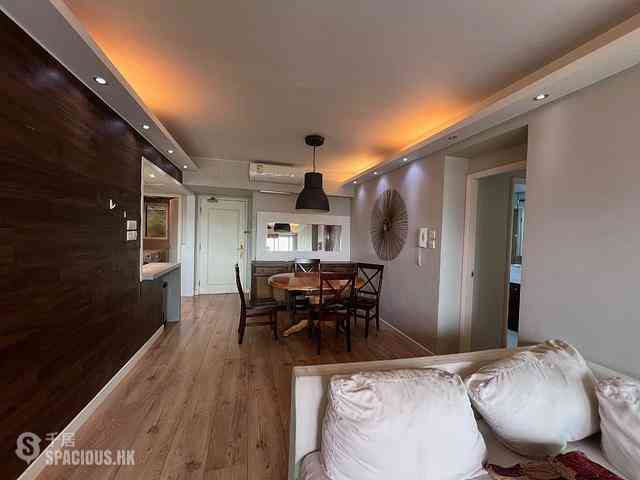 Discovery Bay - Discovery Bay Phase 13 Chianti 01