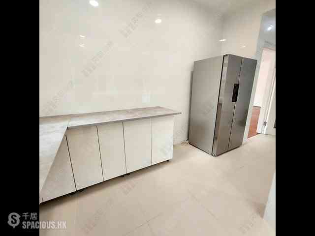 Stanley - Villa Martini Block 2 24