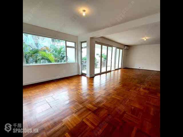 Stanley - Villa Martini Block 2 25