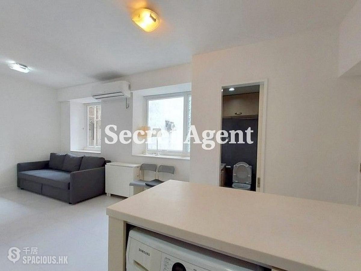Mid Levels Central - Woodland Court 01