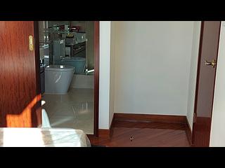 Wan Chai - The Avenue Phase 2 Block 2 14