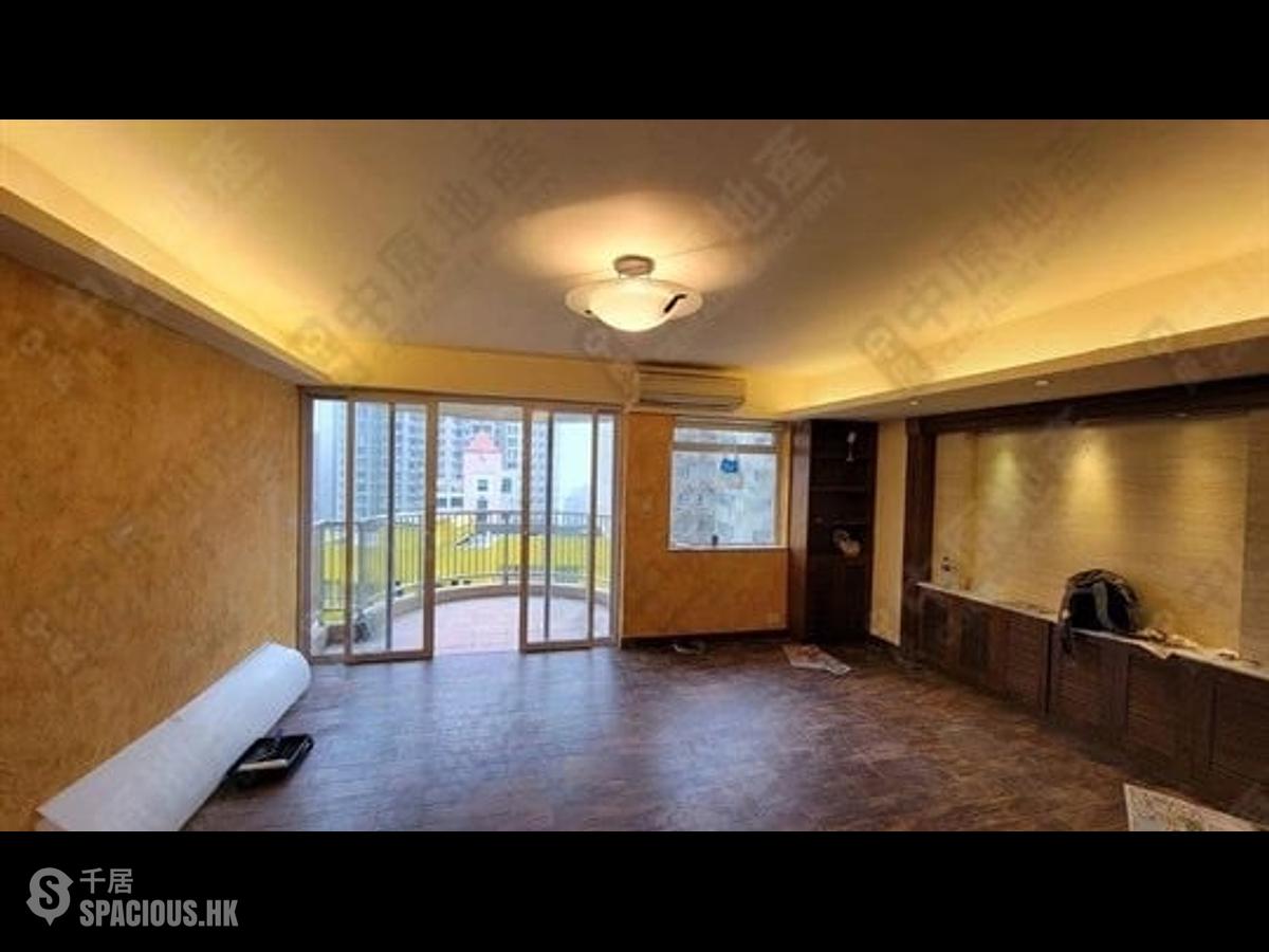 Mid Levels Central - Pearl Gardens 01
