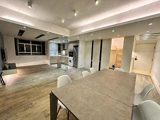 Mid Levels West - Kenyon Court 08