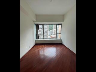 Wan Chai - The Avenue Phase 1 Block 5 07