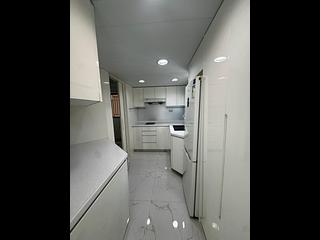 Tai Kok Tsui - Island Harbourview Block 9 04