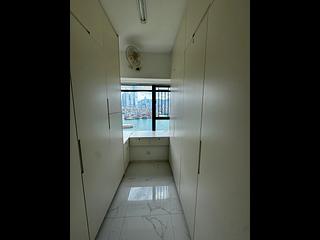 Tai Kok Tsui - Island Harbourview Block 9 09