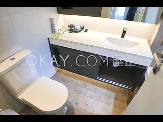 Sai Ying Pun - Bohemian House 12