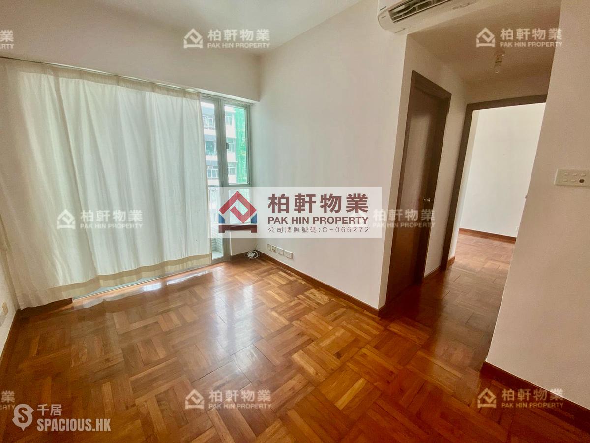 Quarry Bay - Royal Terrace 01