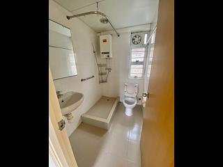 Sheung Wan - Midland Centre Block A 07