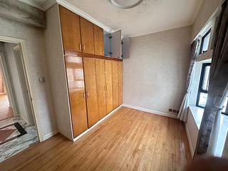 Happy Valley - Ventris Place 10