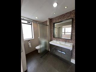 Repulse Bay - Ridge Court Block A-B 08