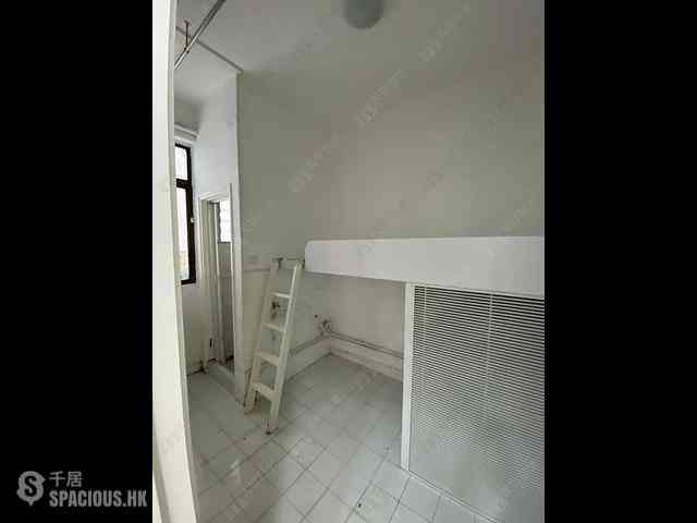 Repulse Bay - Ridge Court Block A-B 12